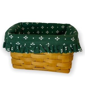1999 Longaberger basket with fabric liner